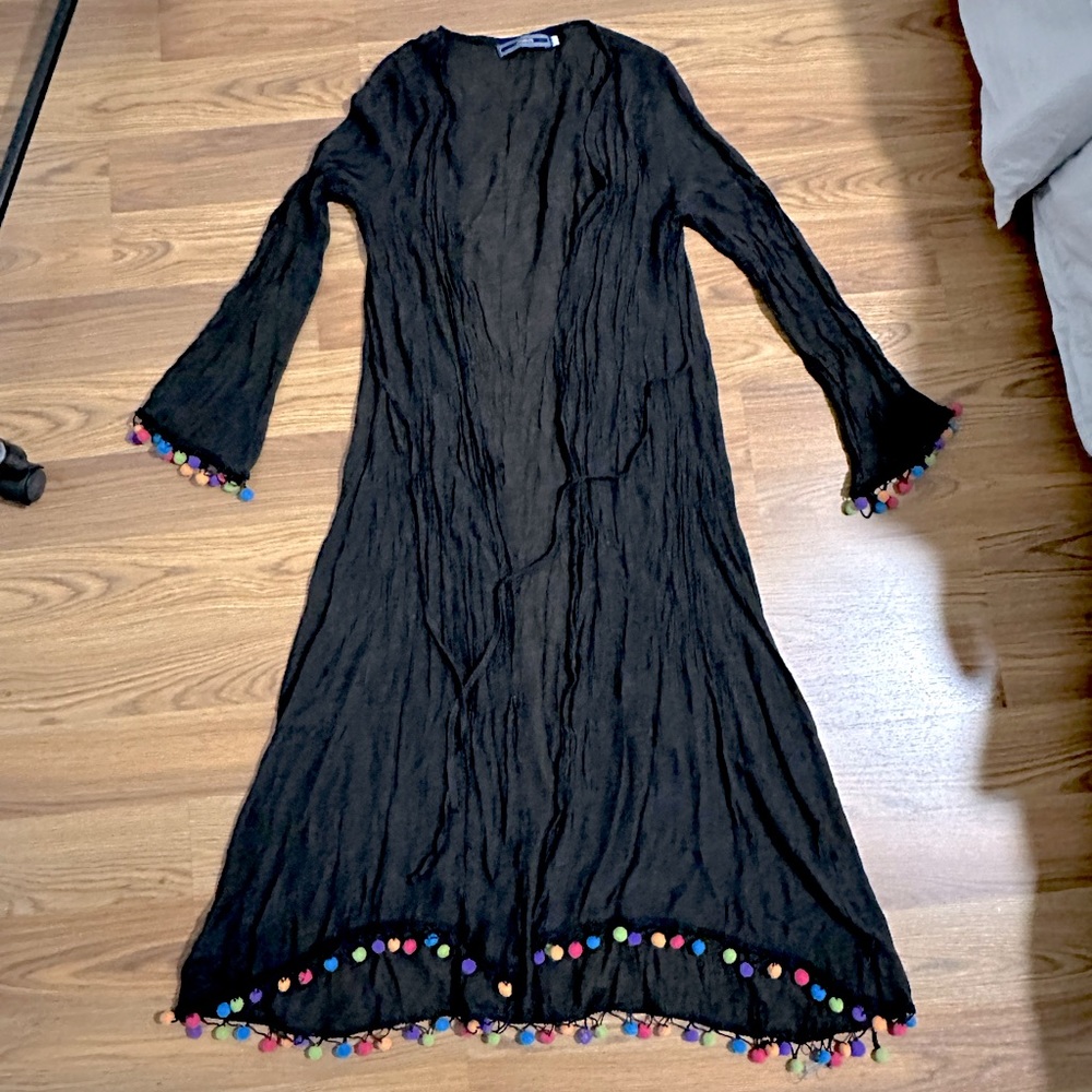 MAXI COVER UP W/POMPOM BORDER